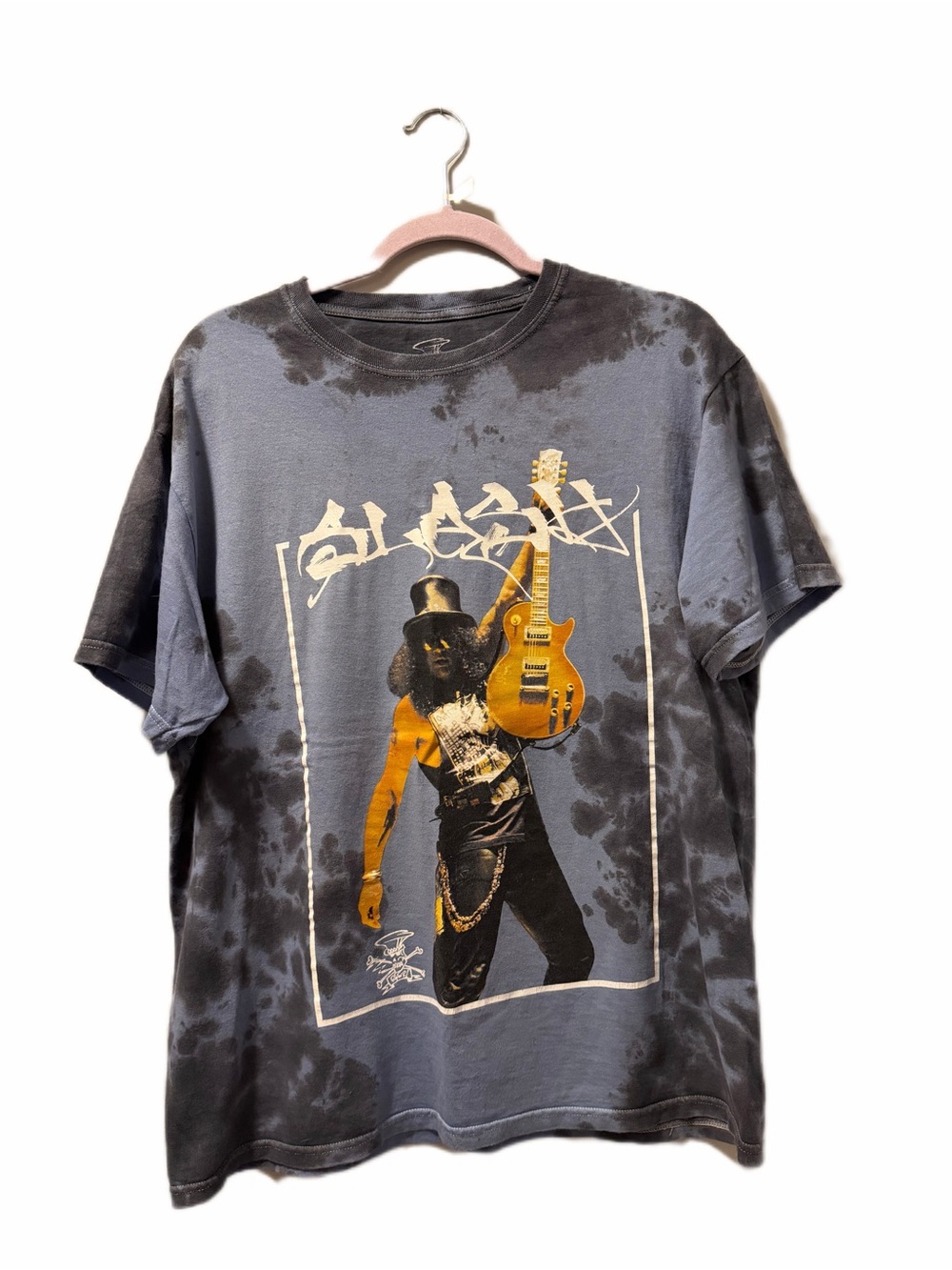 Slash Graphic Tee shirt Black  Guitar Print has slight pilling